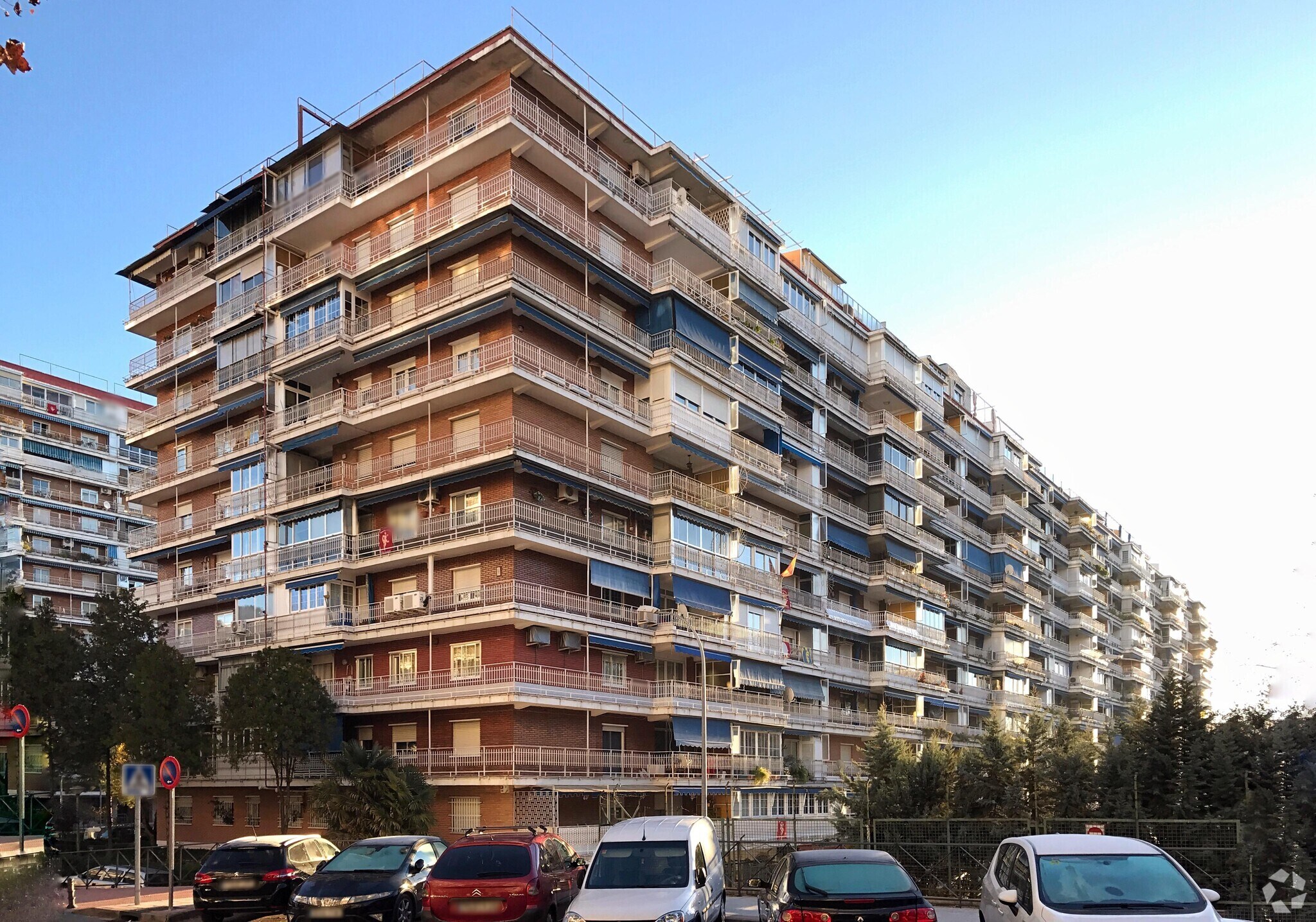 Calle Porto Colón, 8, Alcorcón, Madrid for sale Primary Photo- Image 1 of 3