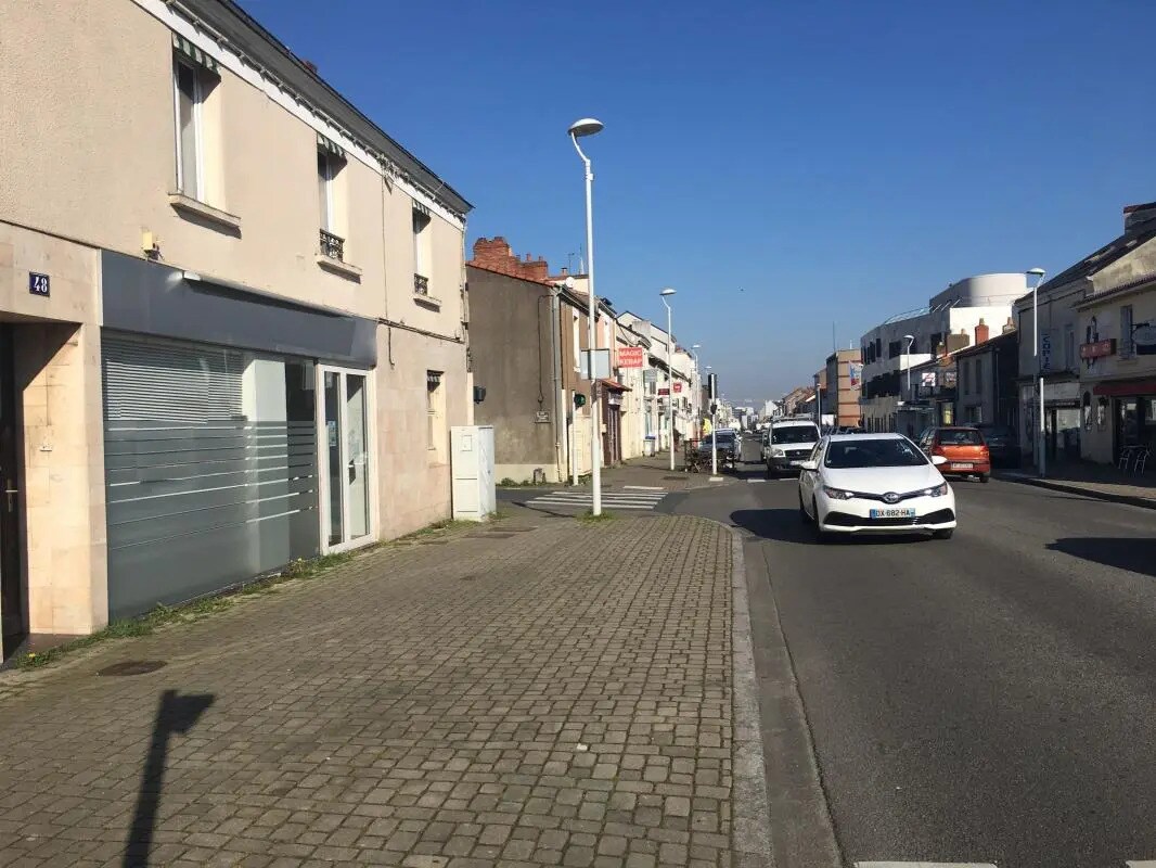 48 Rue Aristide Briand, Rezé to rent Building Photo- Image 1 of 3