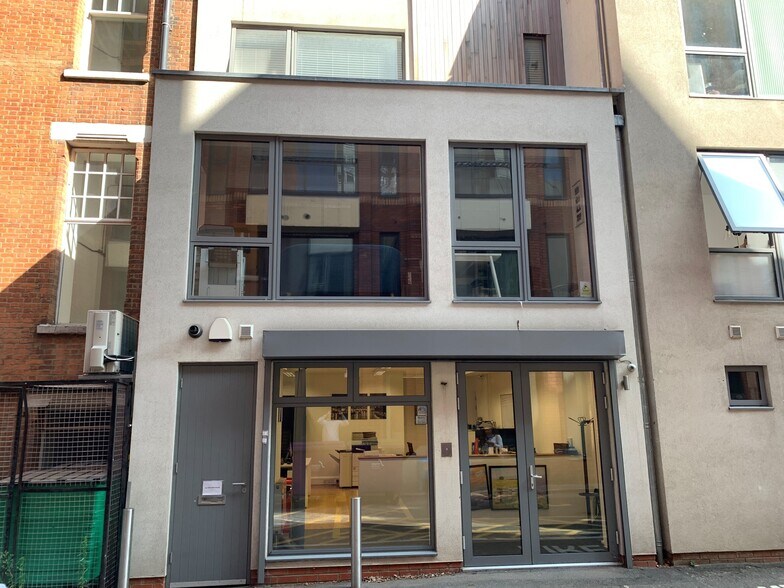 3 Young's Buildings, London for sale - Building Photo - Image 1 of 1