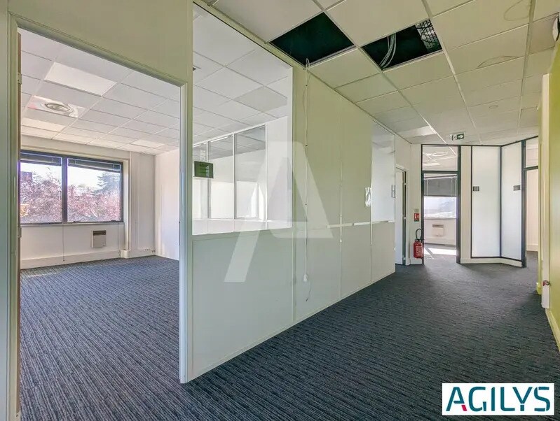 2 Rue Ambroise Croizat, Palaiseau for sale Interior Photo- Image 1 of 12