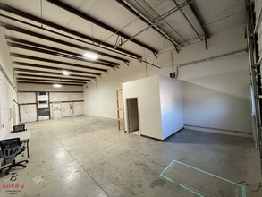 141 Industrial Dr, Boerne, TX for rent Building Photo- Image 1 of 11