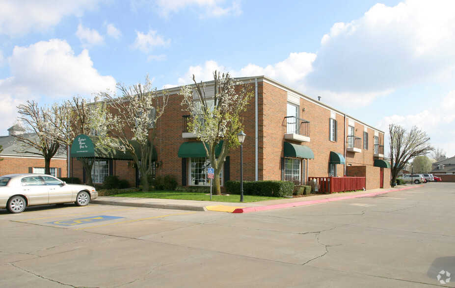 3120 W Britton Rd, Oklahoma City, OK for rent - Building Photo - Image 2 of 8