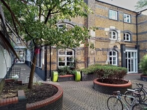 142-144 Liverpool Rd, London to rent Building Photo- Image 2 of 11