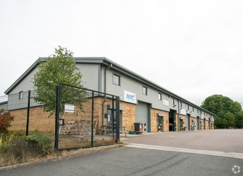 6C Westfields Thorpe Rd, Sheffield to rent - Primary Photo - Image 1 of 6
