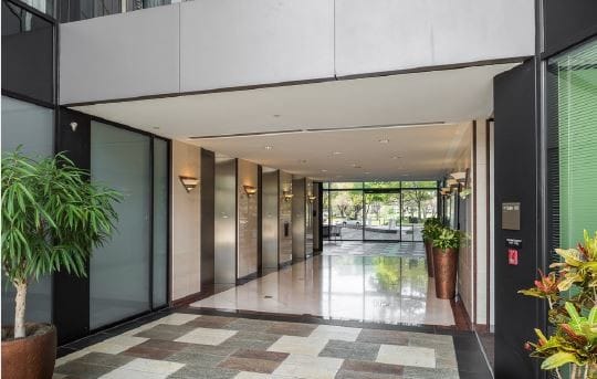 3200 Wilcrest Dr, Houston, TX to rent - Lobby - Image 2 of 7