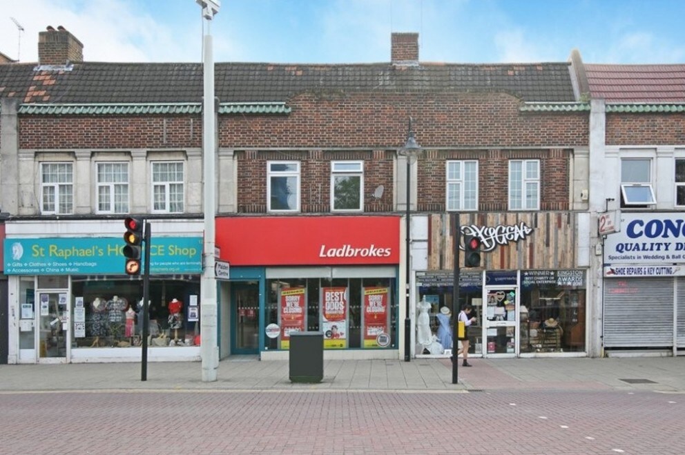 119 High St, New Malden for sale Primary Photo- Image 1 of 1