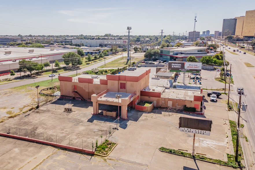 6818-6826 Greenville Ave, Dallas, TX for sale - Building Photo - Image 2 of 12