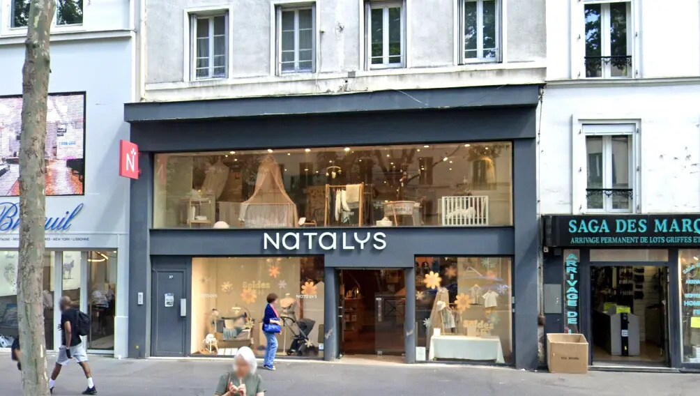 Retail in Paris to rent Building Photo- Image 1 of 4