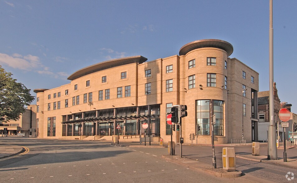 1 Commutation Row, Liverpool for sale - Primary Photo - Image 1 of 1