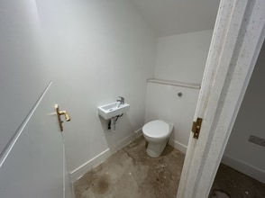 Fore St, Saltash to rent Interior Photo- Image 1 of 6