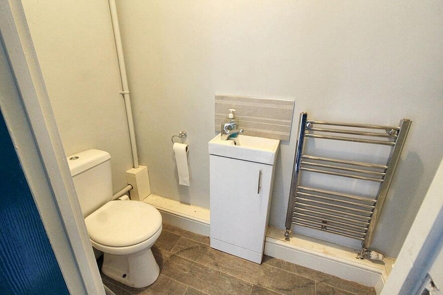 65 Station Rd, Billingham for sale - Building Photo - Image 2 of 4