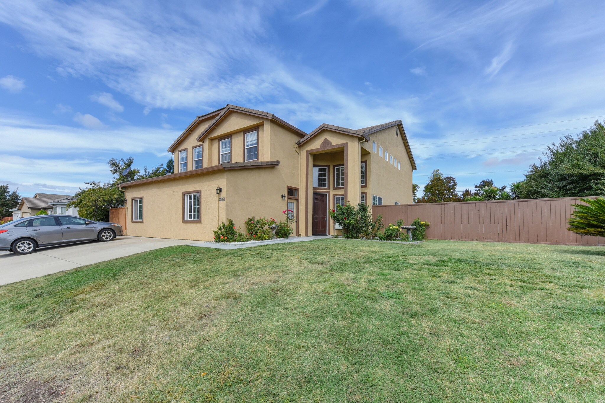8551 Narcissus Ct, Elk Grove, CA for sale Primary Photo- Image 1 of 1
