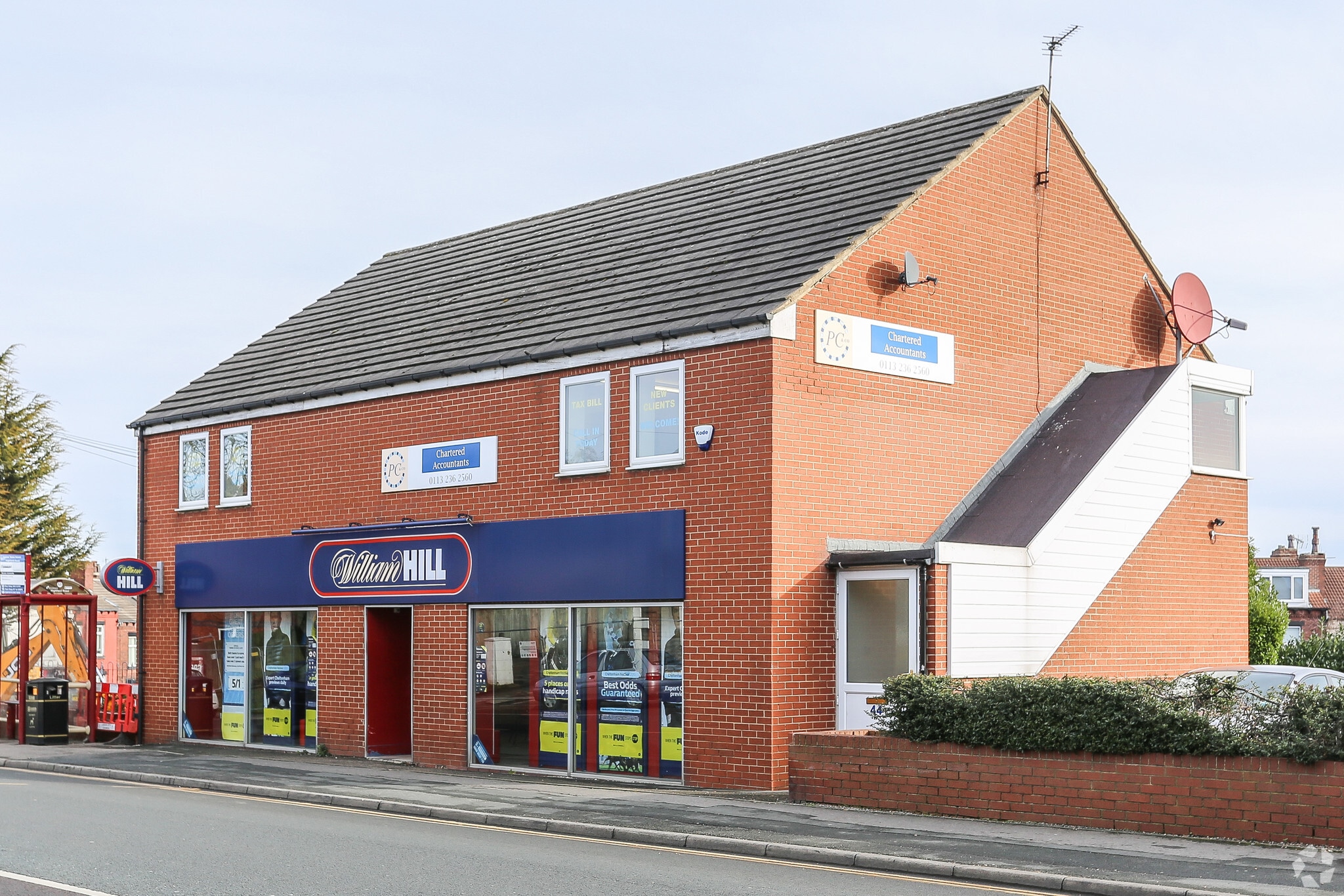 44 Lower Town St, Bramley to rent Primary Photo- Image 1 of 2