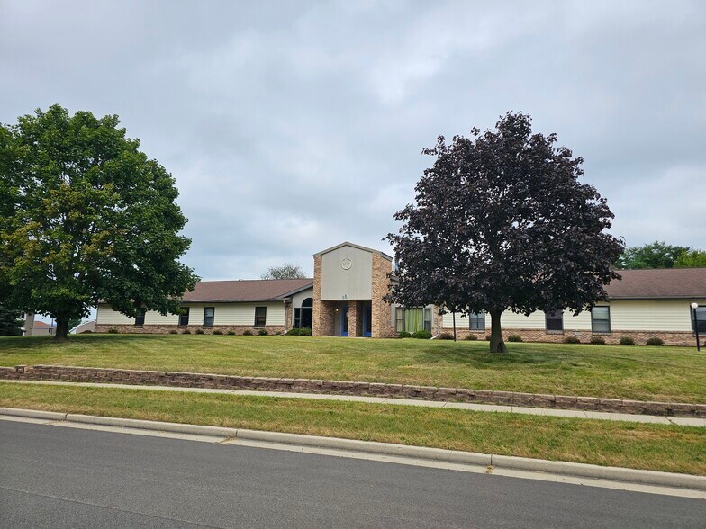 881 Collins Rd, Jefferson, WI for sale - Building Photo - Image 1 of 9