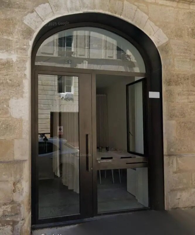 Office in Bordeaux to rent Building Photo- Image 1 of 5