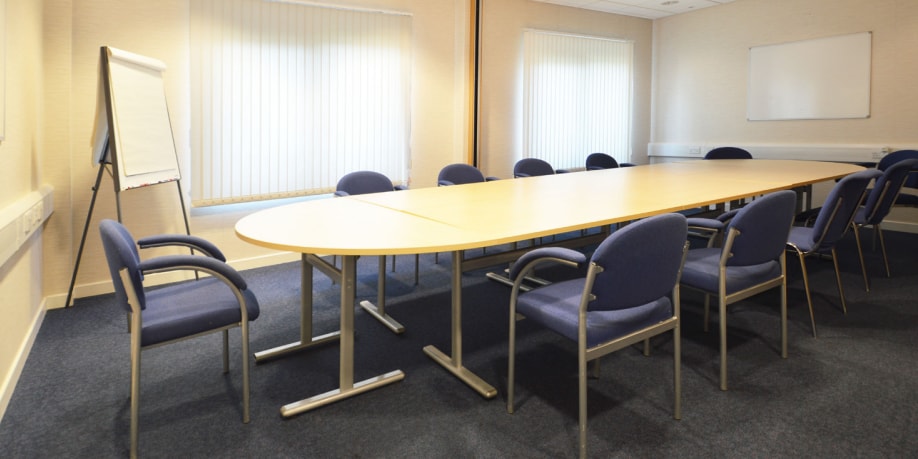 3 Dalsetter Cres, Glasgow to rent Interior Photo- Image 1 of 2