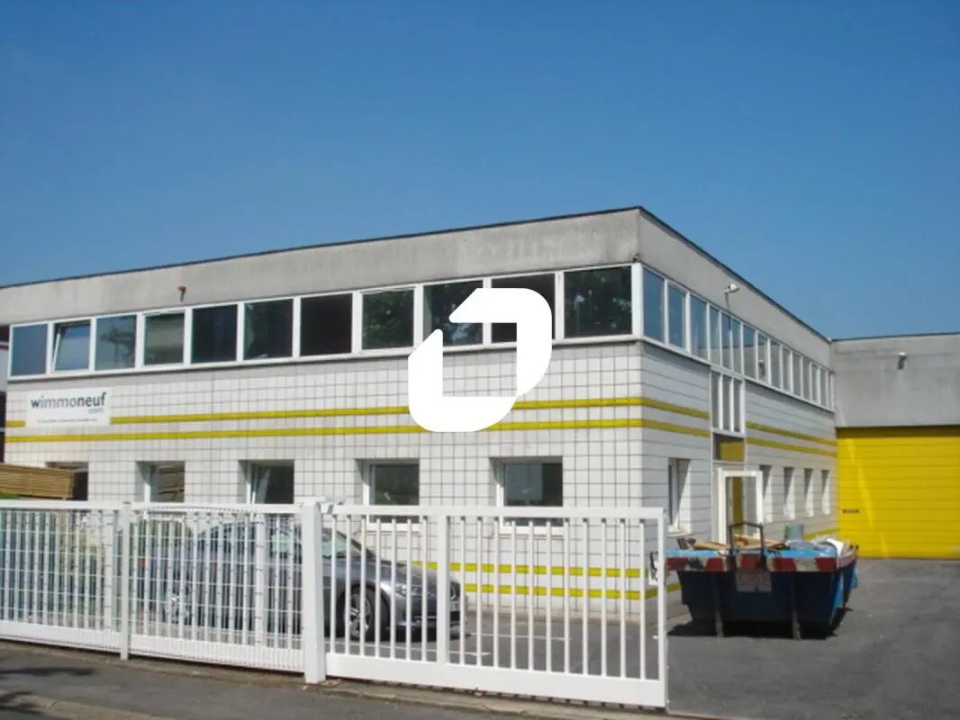 Light Industrial in Champigny-sur-Marne to rent Building Photo- Image 1 of 2