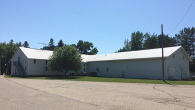 479 Highway 7 E, Hutchinson, MN for rent Primary Photo- Image 1 of 5