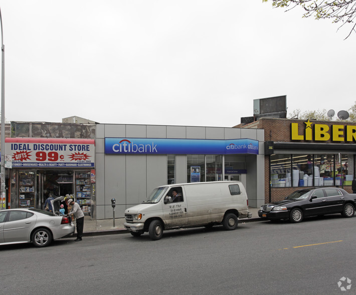 1200 Liberty Ave, Brooklyn, NY for rent - Primary Photo - Image 1 of 2