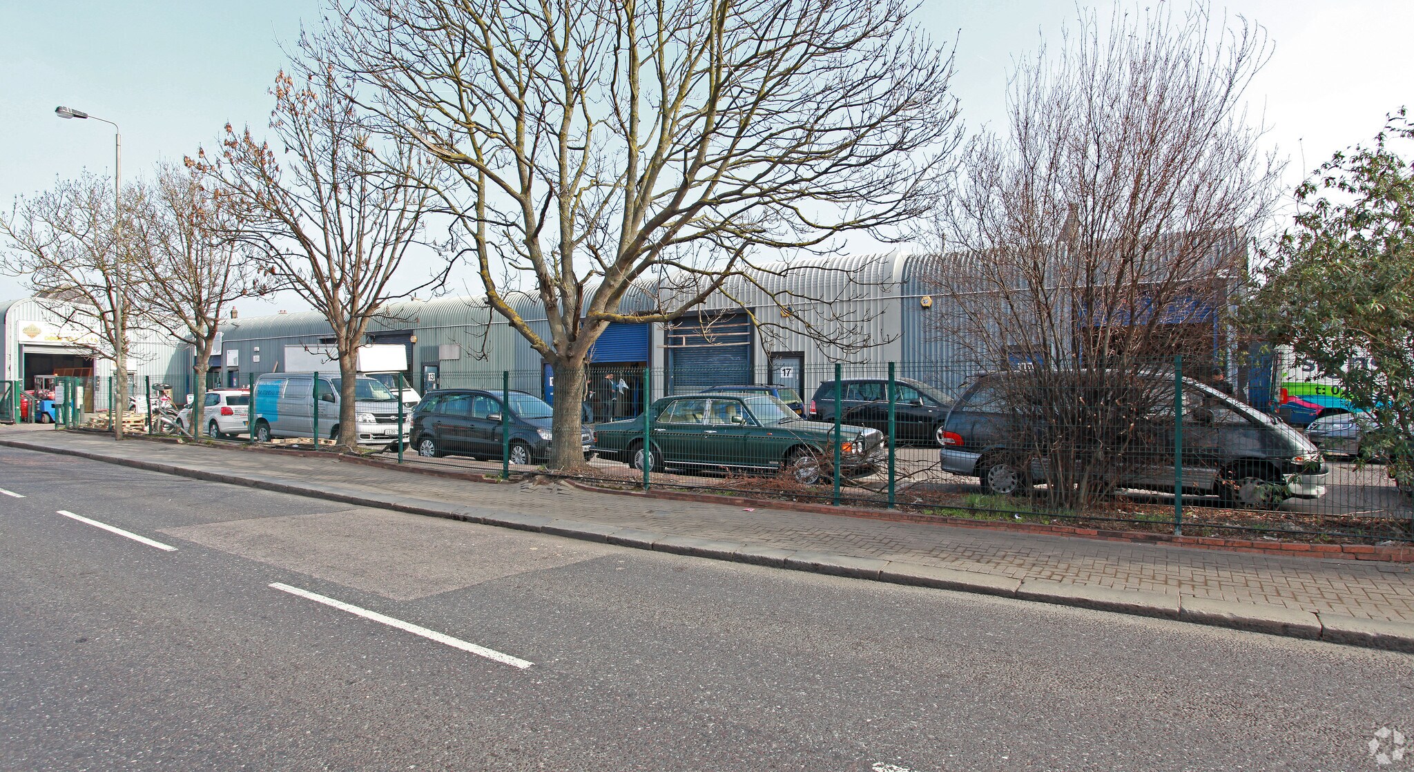 9-19 Summerstown, London for sale Primary Photo- Image 1 of 1