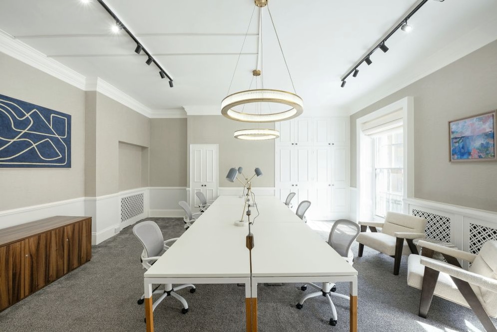 23-23A Bruton St, London to rent Interior Photo- Image 1 of 2