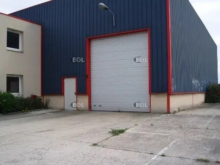 Light Industrial in Méry-sur-Oise to rent Building Photo- Image 1 of 5