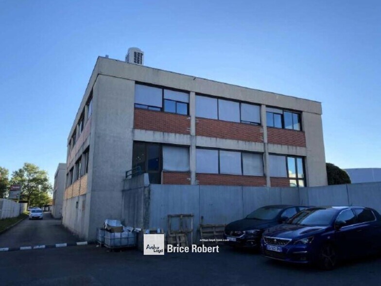 170-210 Chemin De Paisy, Limonest for sale - Building Photo - Image 3 of 3