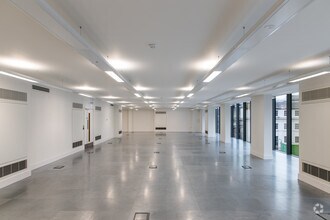 1 Newhall St, Birmingham to rent Interior Photo- Image 2 of 4