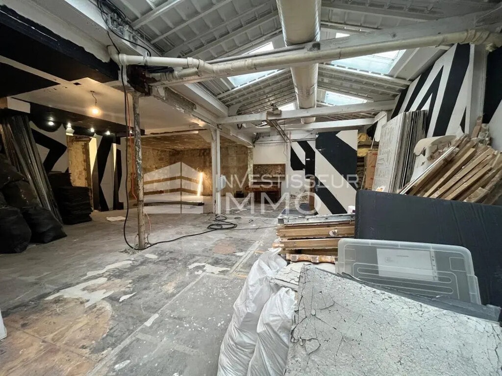 Location Commerce 255 m² - Photo 1
