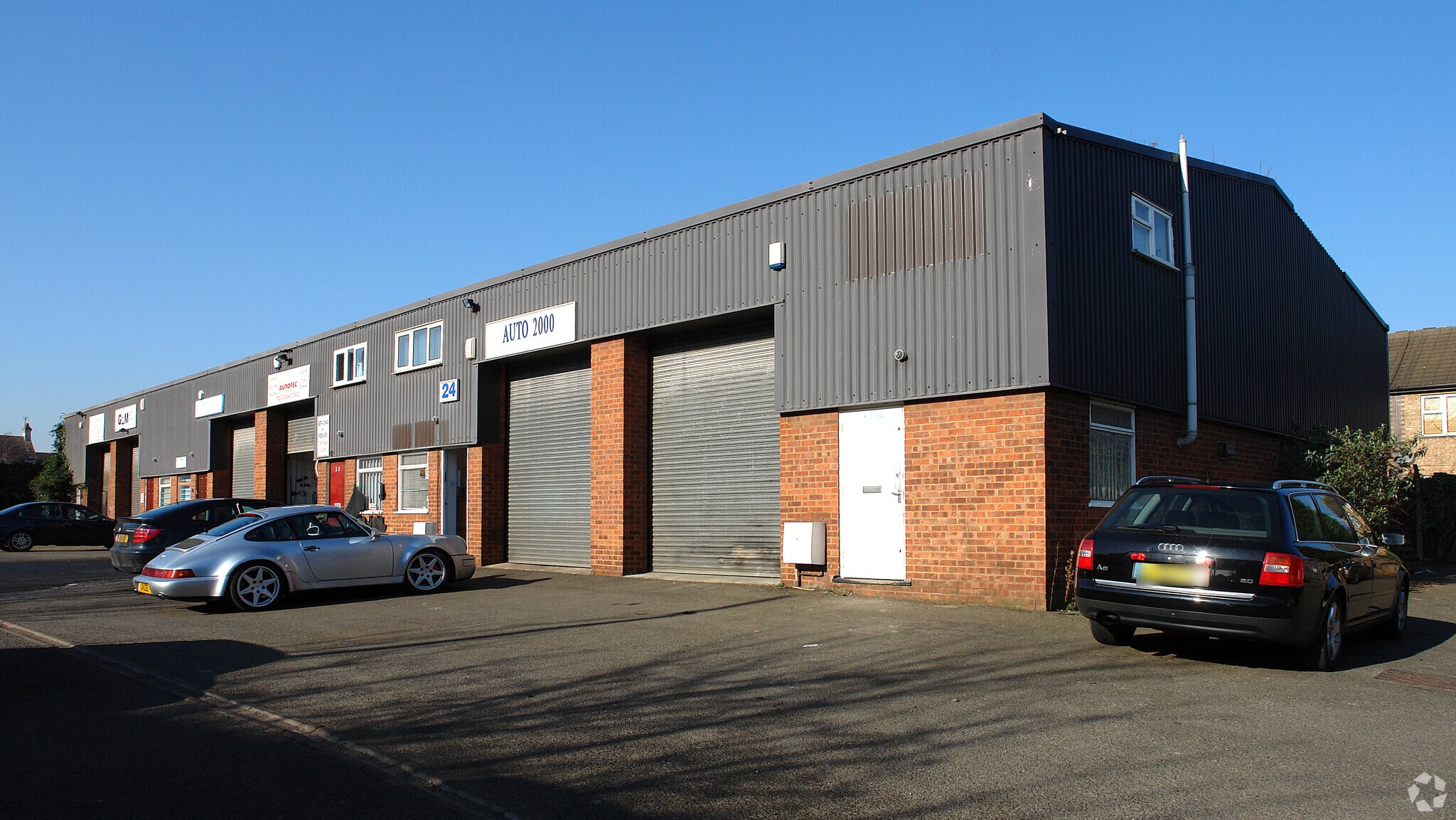 16-26 College St, Kempston to rent Primary Photo- Image 1 of 4