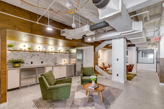 More details for 117 NE 1st Ave, Miami, FL - Coworking for Rent