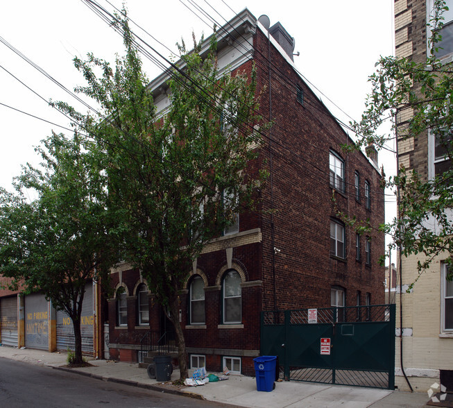 269-271 E Kinney St, Newark, NJ for sale - Building Photo - Image 3 of 4