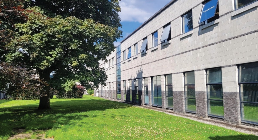 3 Courtyard, Falkirk to rent Building Photo- Image 1 of 2