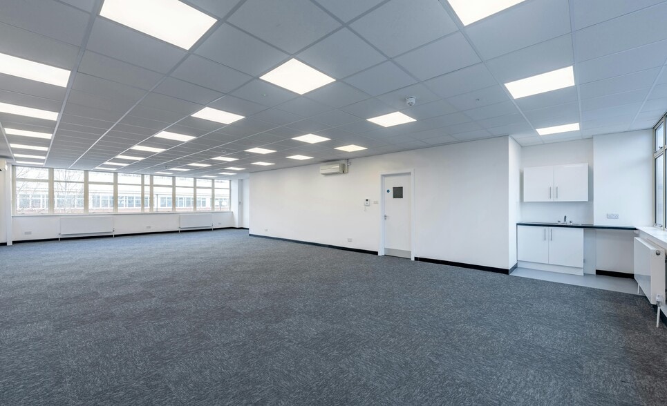 Ely Rd, Reading to rent - Building Photo - Image 3 of 9
