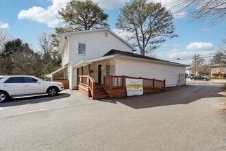 1137 Alpharetta St, Roswell, GA for rent Building Photo- Image 1 of 1