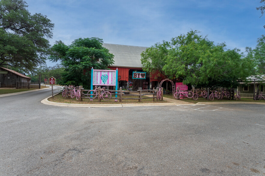 18771 FM 2252, San Antonio, TX for sale - Building Photo - Image 2 of 11