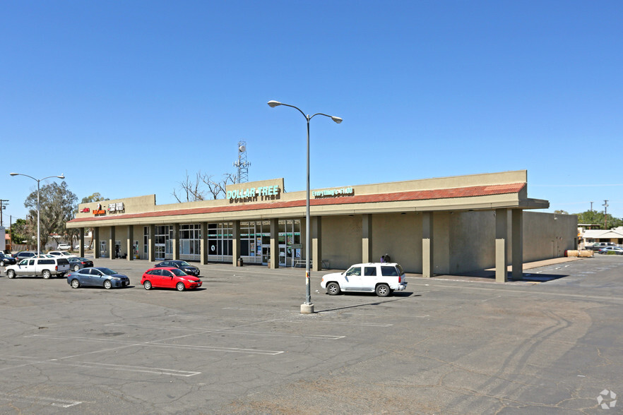 283 Main St, Brawley, CA for rent - Building Photo - Image 1 of 4