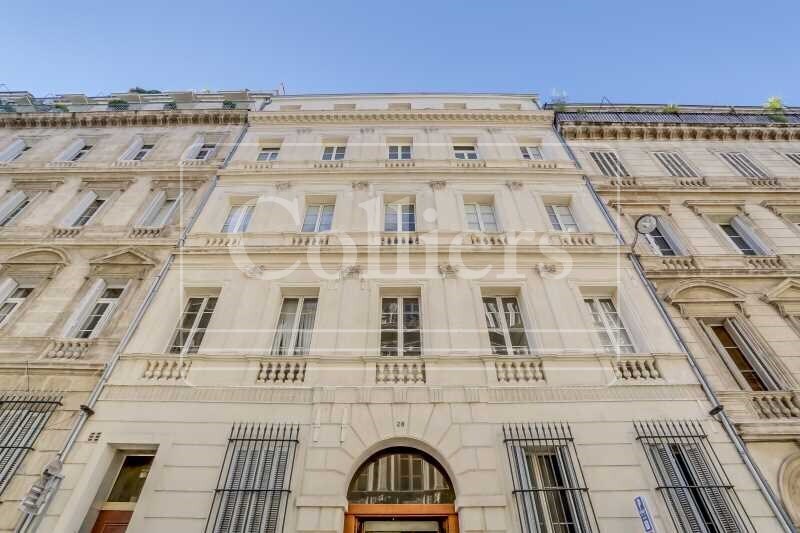 Industrial in Marseille to rent - Building Photo - Image 2 of 16