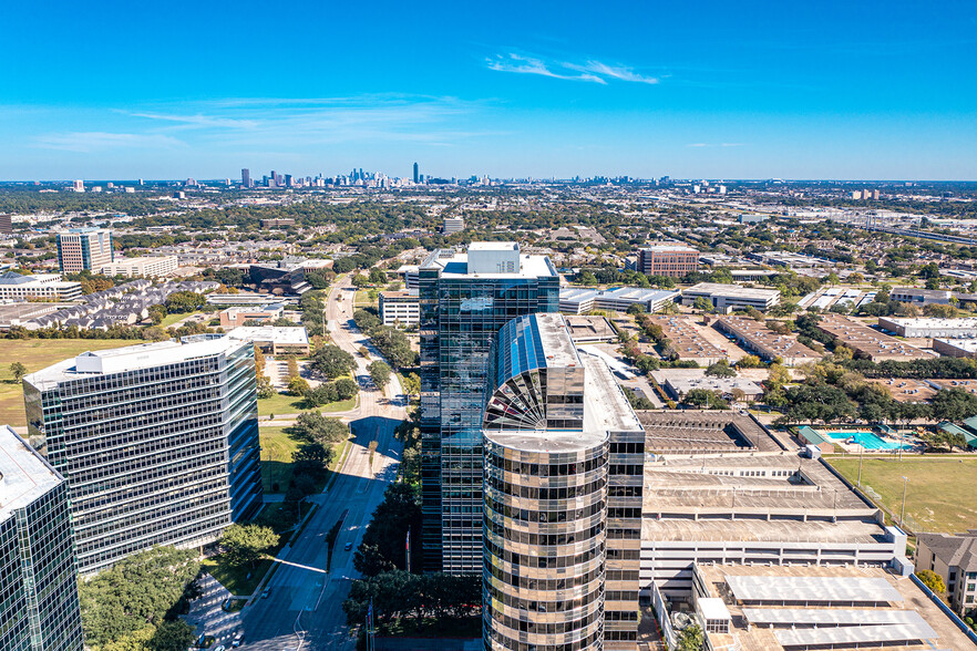 10353 Richmond Ave, Houston, TX for sale - Building Photo - Image 1 of 1