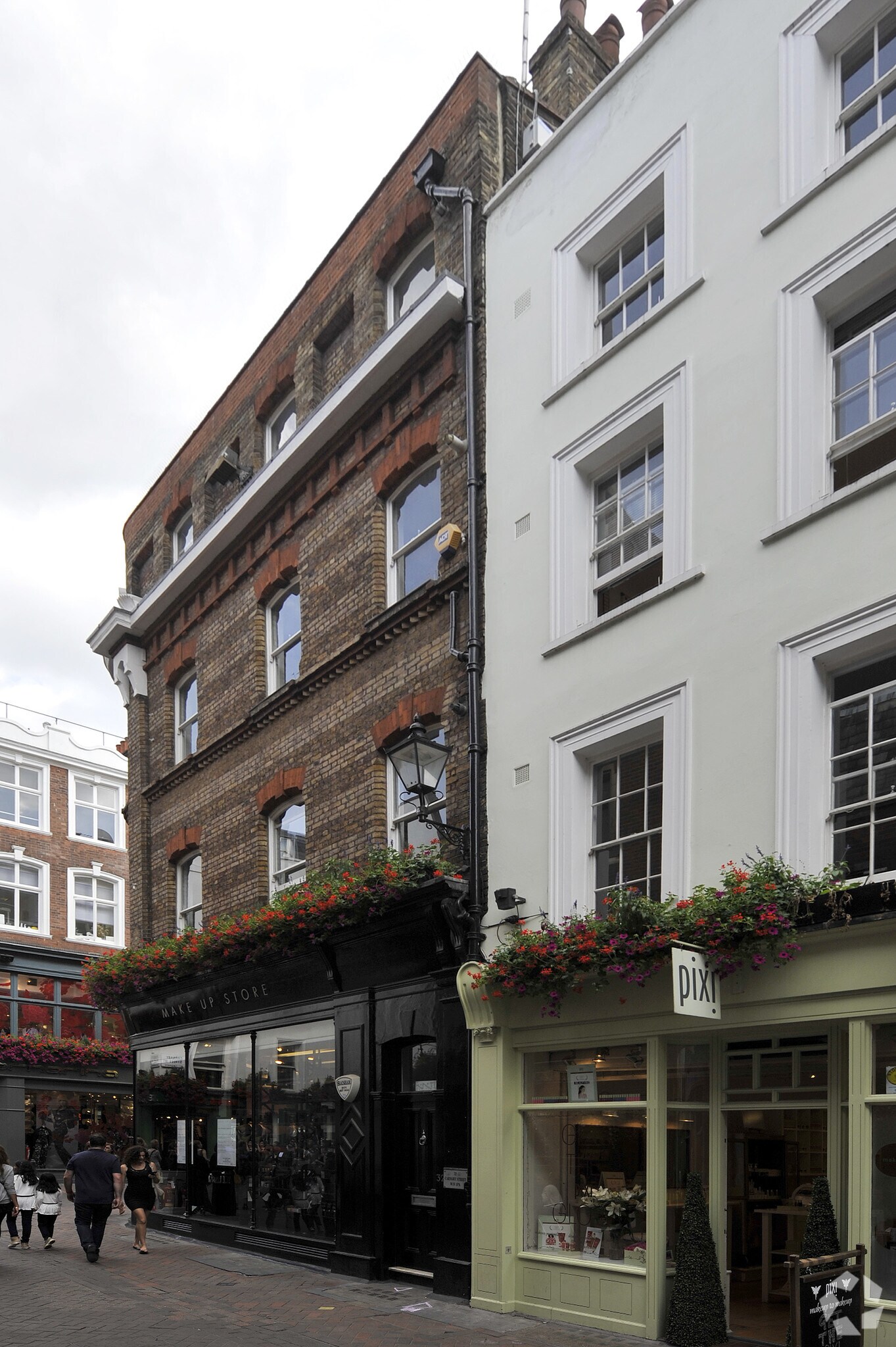 32 Carnaby St, London for sale Primary Photo- Image 1 of 1