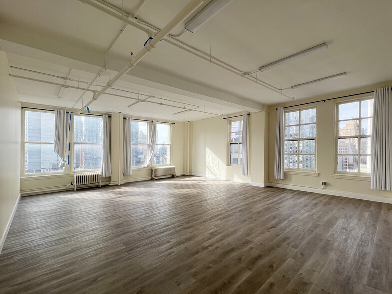 38 W 32nd St, New York, NY for rent - Interior Photo - Image 2 of 6