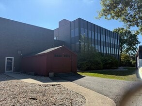 420 Columbus Ave, Valhalla, NY to rent Building Photo- Image 2 of 7