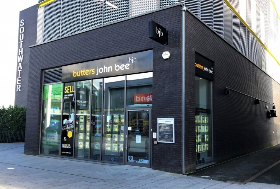 4 Southwater Sq, Telford for sale Primary Photo- Image 1 of 1