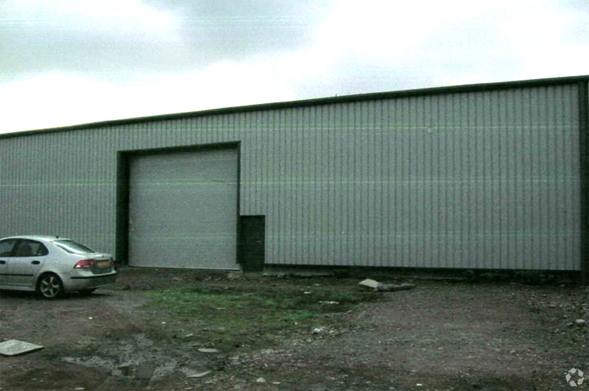 Sutton Ln, Hilton for sale Primary Photo- Image 1 of 1