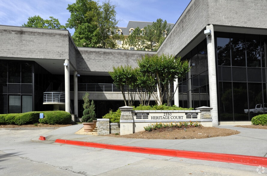 2550 Heritage Ct, Atlanta, GA to rent - Building Photo - Image 2 of 5