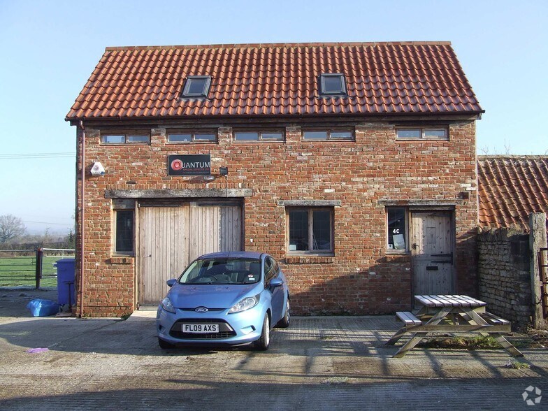 4C Broad Lane Farm, Melksham, SN12 6RJ UK
