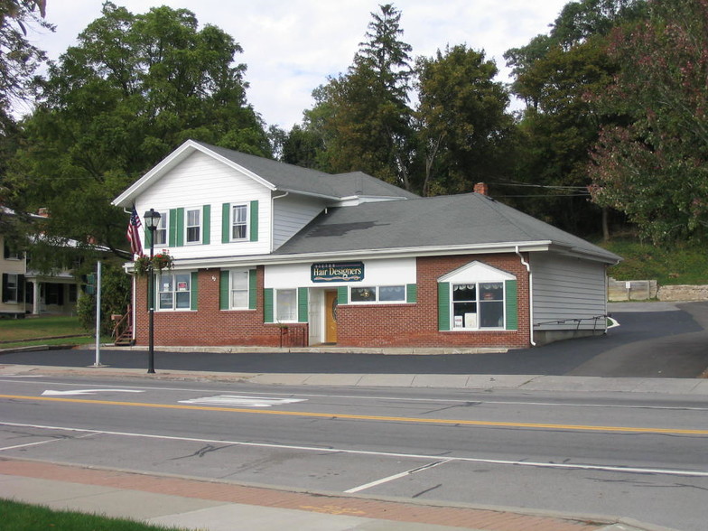 62 W Main St, Victor, NY for sale - Building Photo - Image 1 of 1