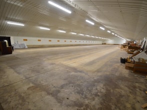 Nadder Ln, South Molton to rent Interior Photo- Image 1 of 3