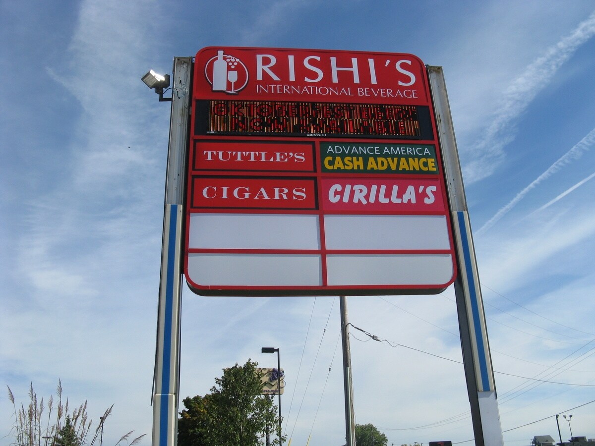 38253839 28th St SE, Grand Rapids 49512 Office for Rent