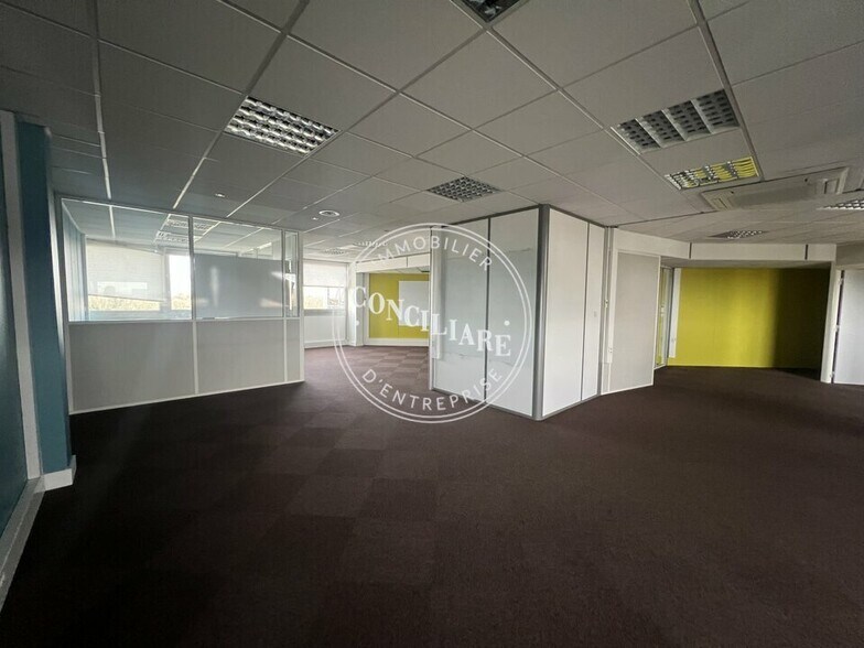 2 Rue Marcel Doret, Blagnac to rent - Interior Photo - Image 3 of 4